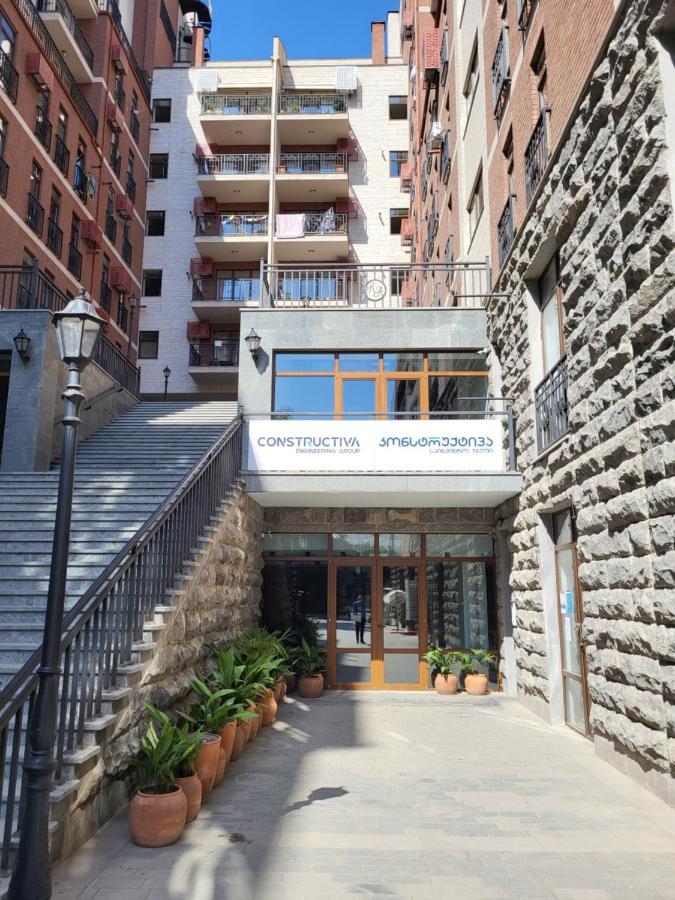 Avlabari Apartment - New One Tbilisi Luaran gambar