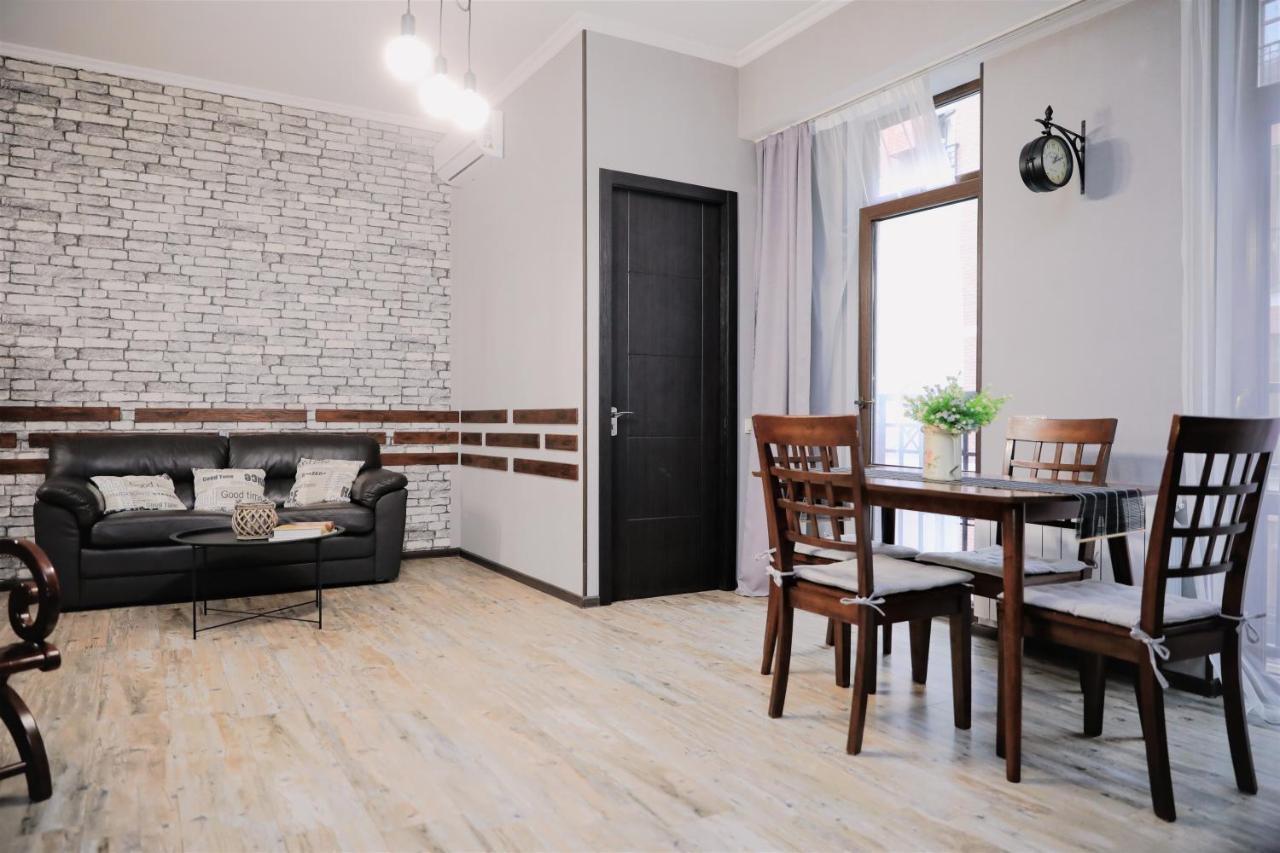 Avlabari Apartment - New One Tbilisi Luaran gambar